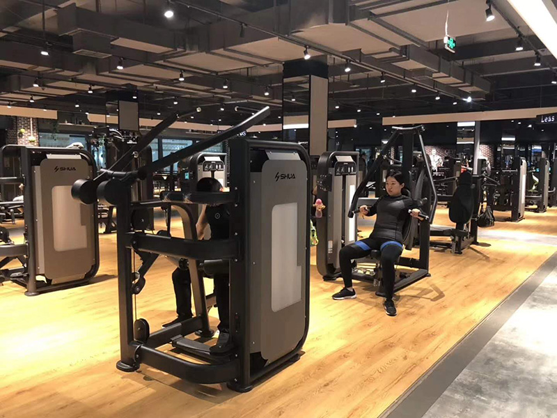 星空xk智能健身器材